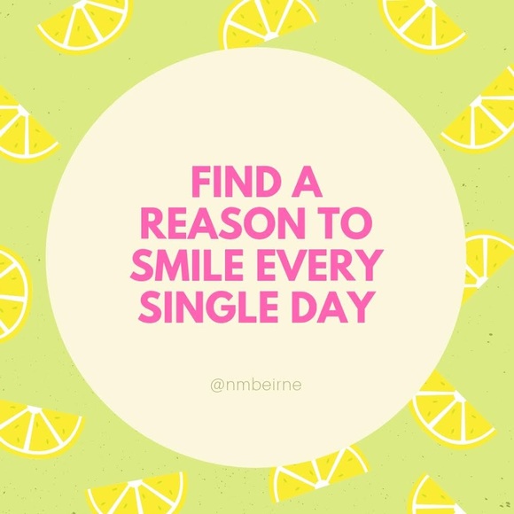 Hi, Iβm Nora! Thanks for supporting me βοΈπ΄π posh ambassador! - Picture 4 of 6